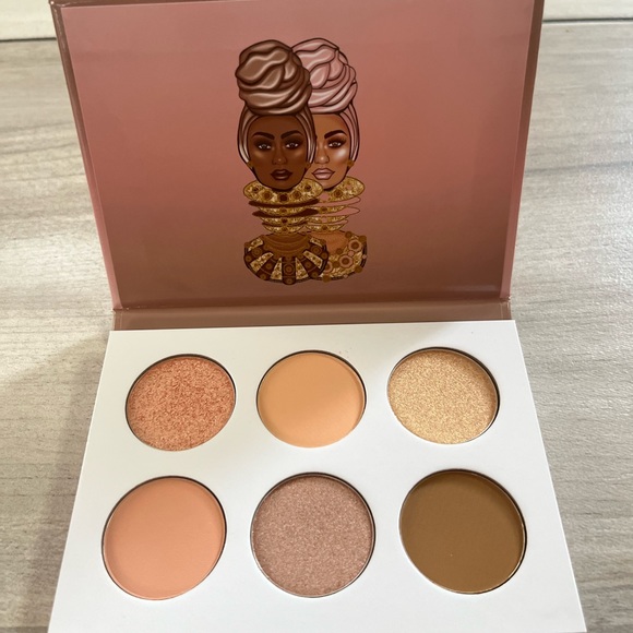 Juvia’s Place -The Nudes Eyeshadow Palette - Picture 2 of 2